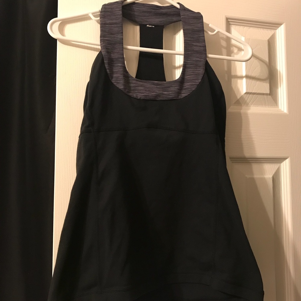 Lulu lemon top size 6